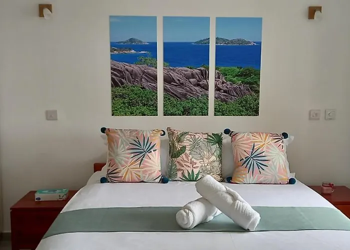 Harmony Self-catering Гостевой дом 3*