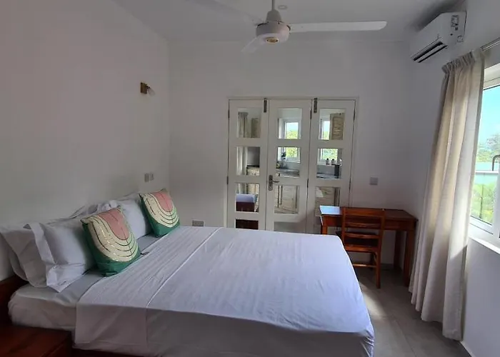 Harmony Self-catering Бо-Валлон