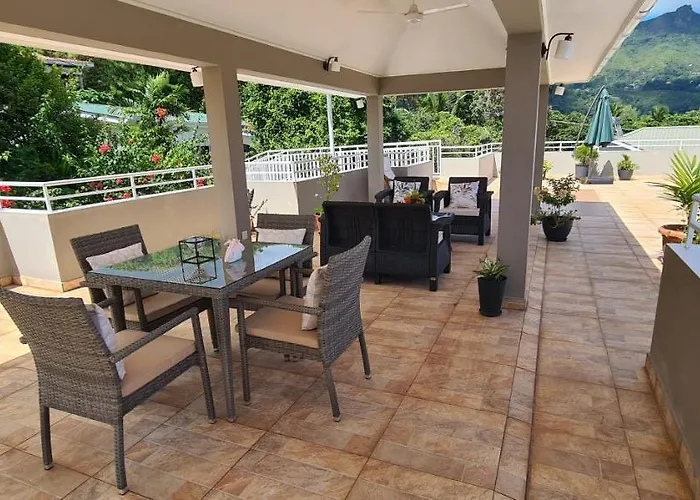 Harmony Self-catering 3* Бо-Валлон