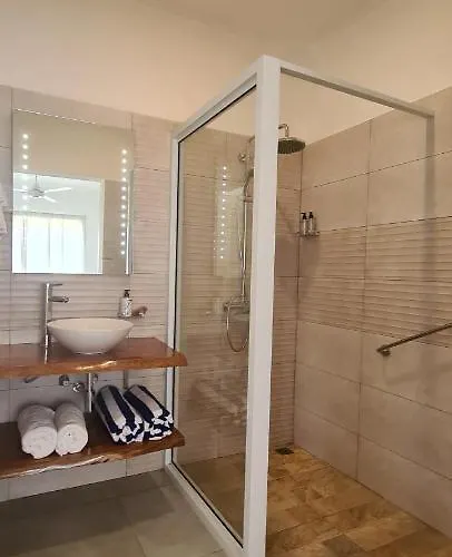 Harmony Self-catering Гостевой дом