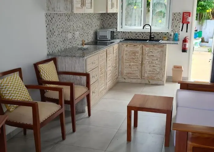 Harmony Self-catering Гостевой дом
