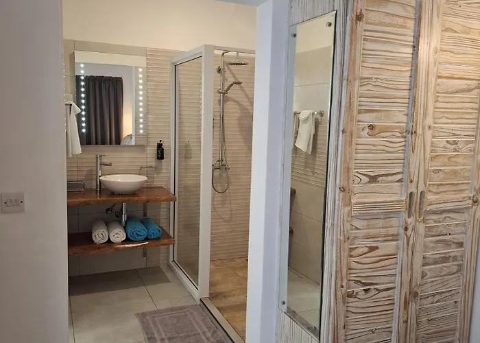 Harmony Self-catering Гостевой дом 3*